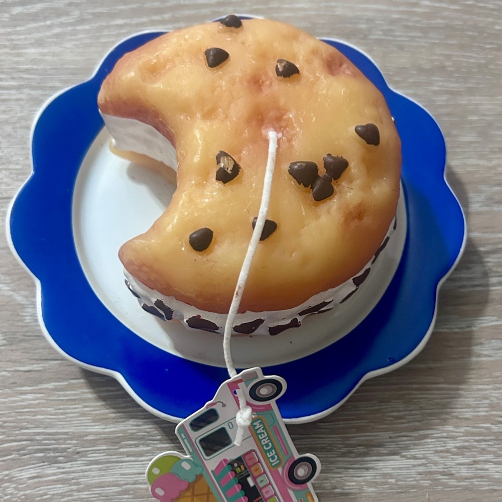 Chocolate Chip Cookie Sandwich Candle –Realistic Dessert Decor, Fun Gift,6.36 oz